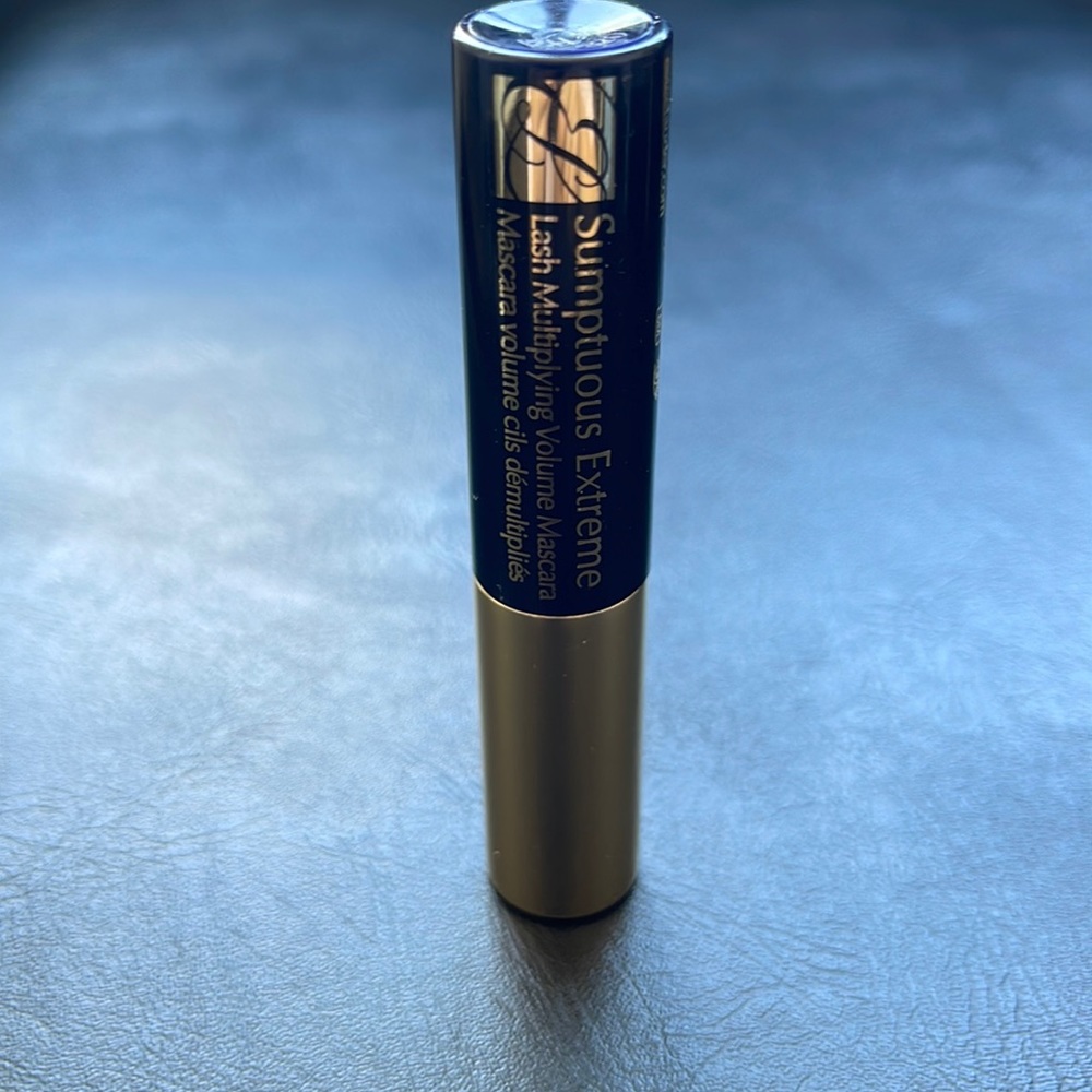 Brand new mini Estée Lauder sumptuous extreme lash multiplying volume mascara